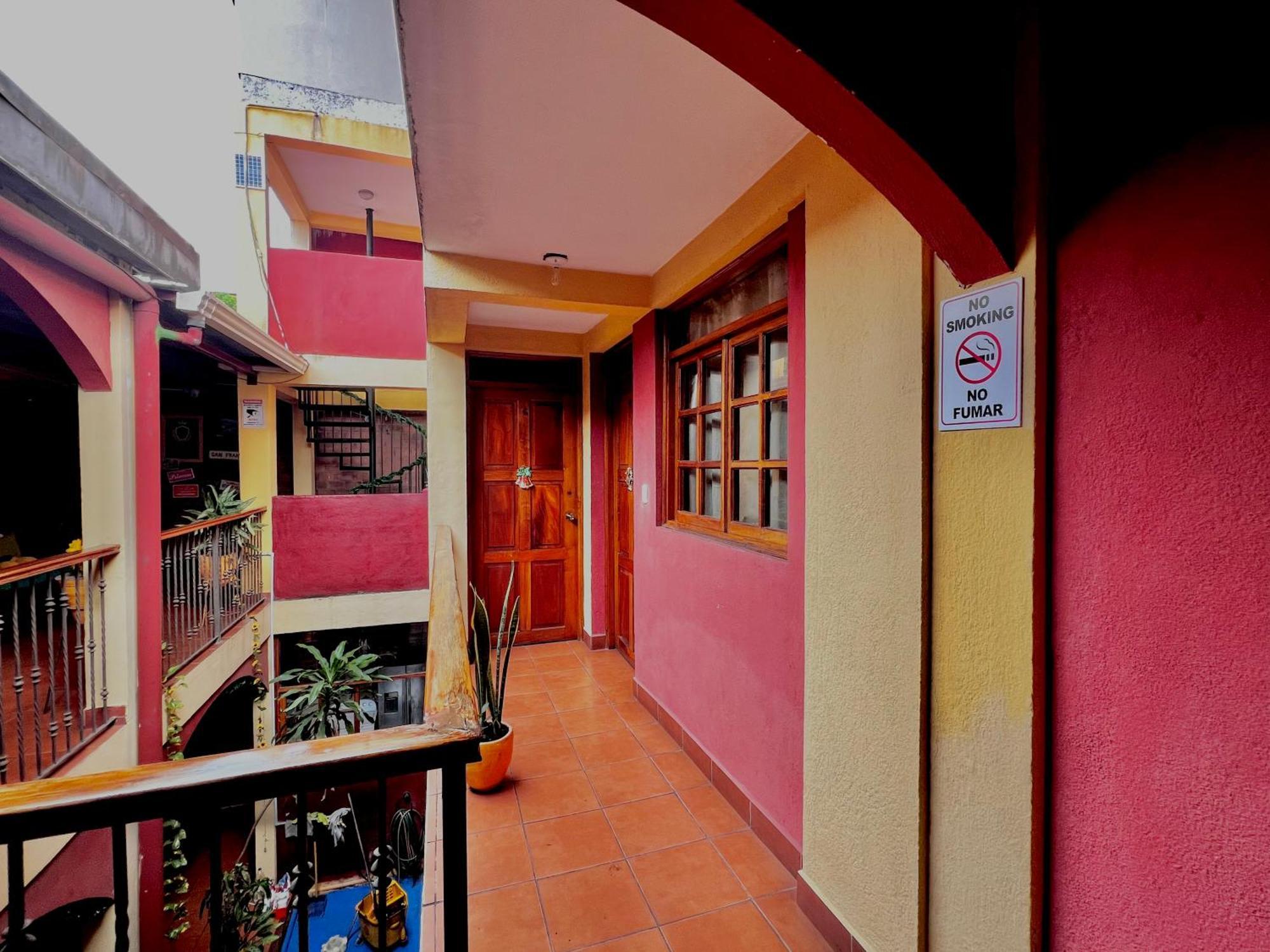 Hostal Lolita'S Boutique Granada Eksteriør bilde
