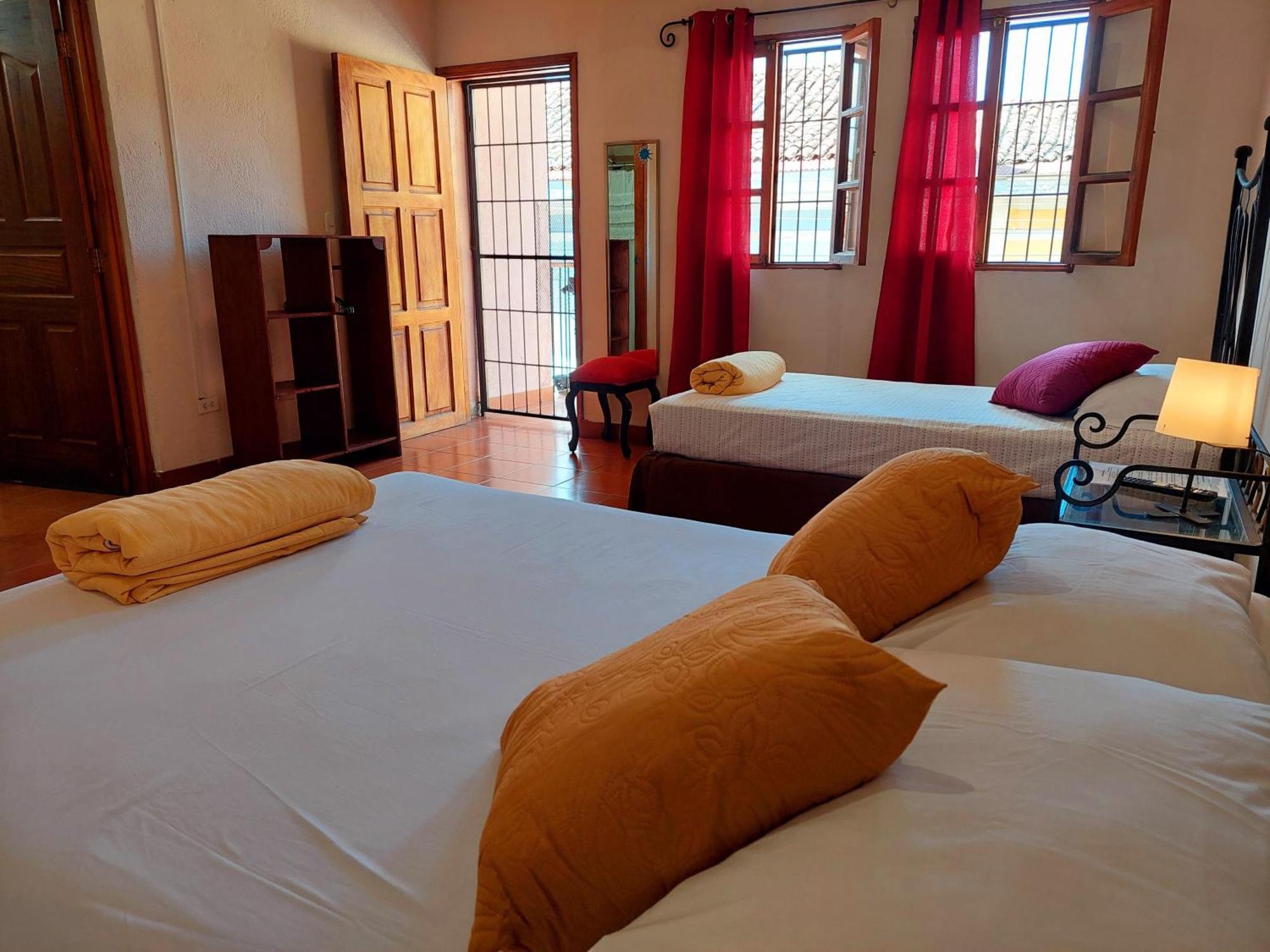 Hostal Lolita'S Boutique Granada Eksteriør bilde